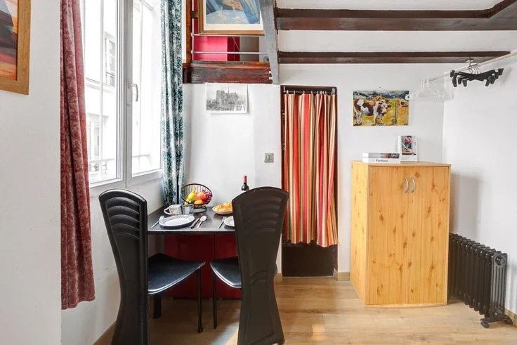 Flat Rue de Cléry in Paris