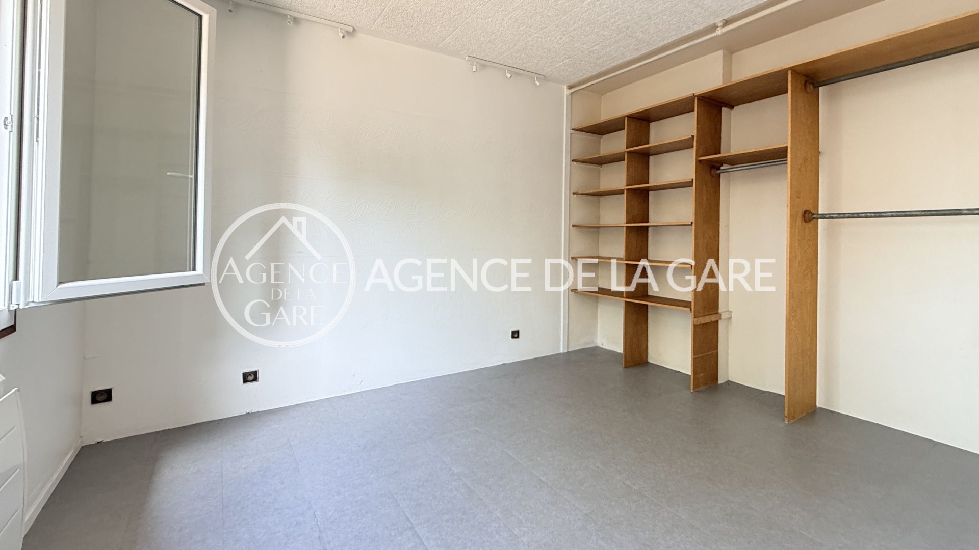 House Rue de la Gare in Brunoy
