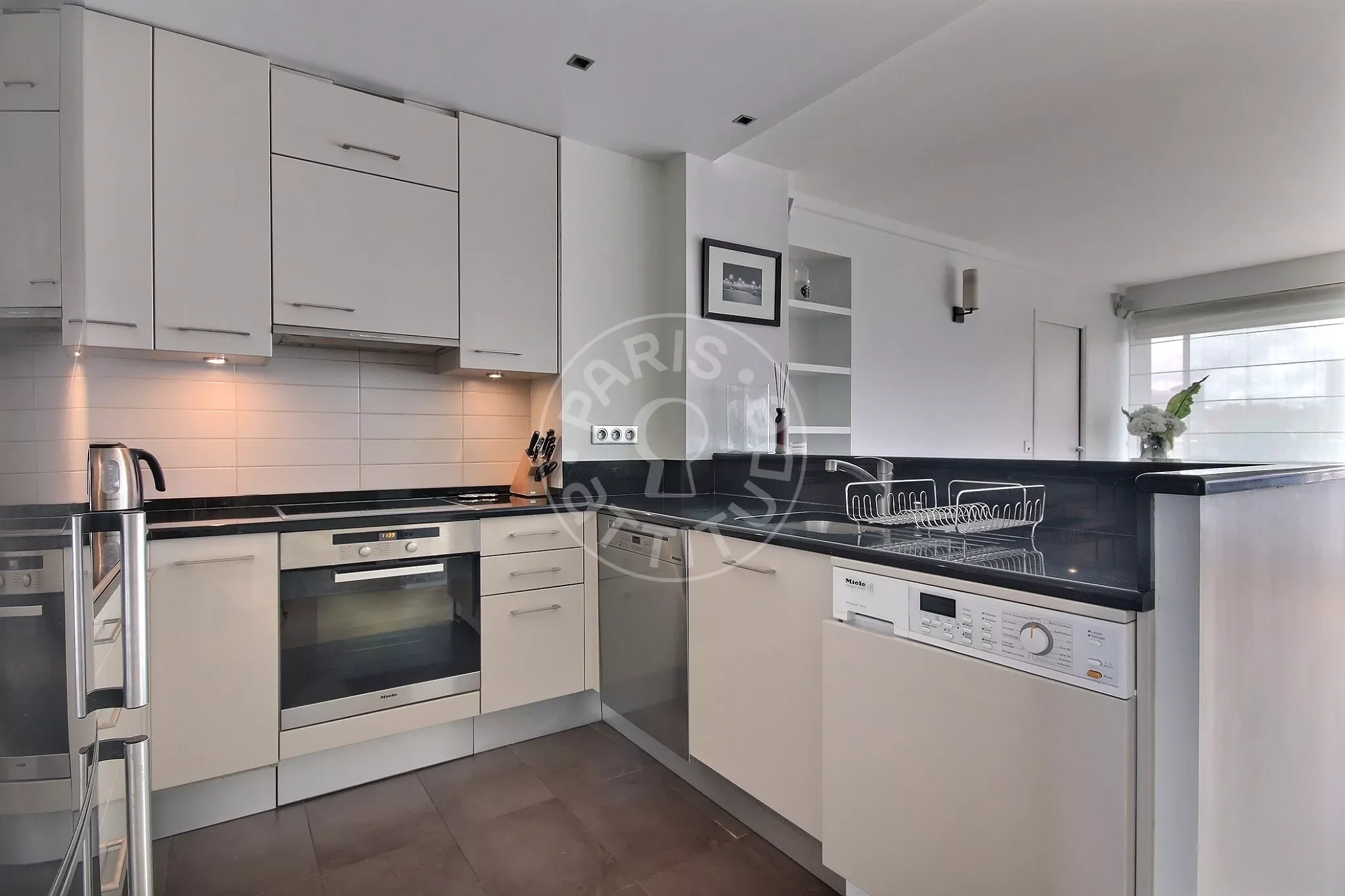 Appartement Rue du Général Camou à Paris