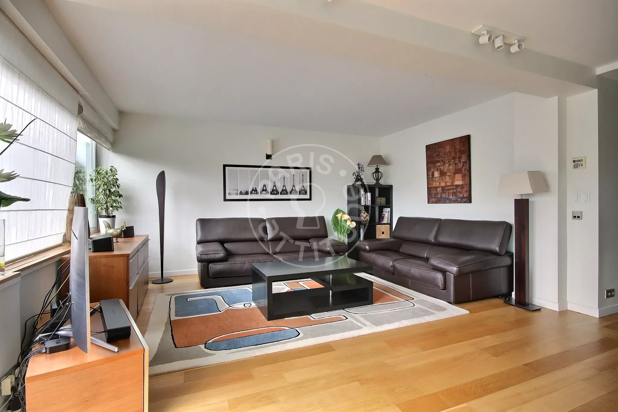 Appartement Rue du Général Camou à Paris