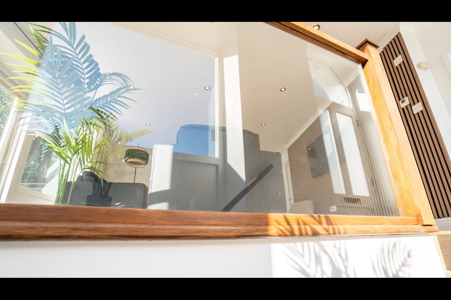 Flat Warrender Road in Greater London