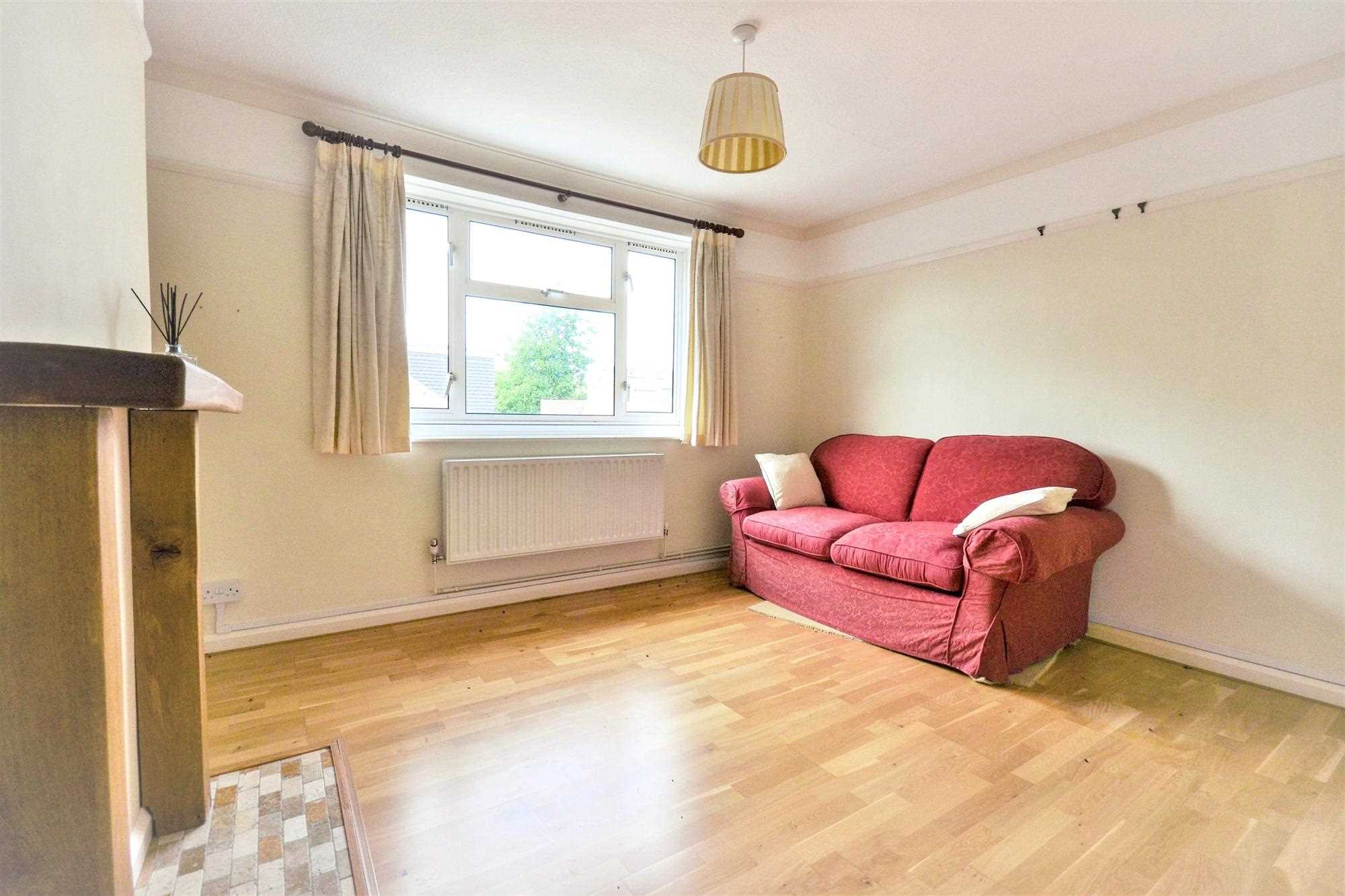 Flat Carlton Road in London