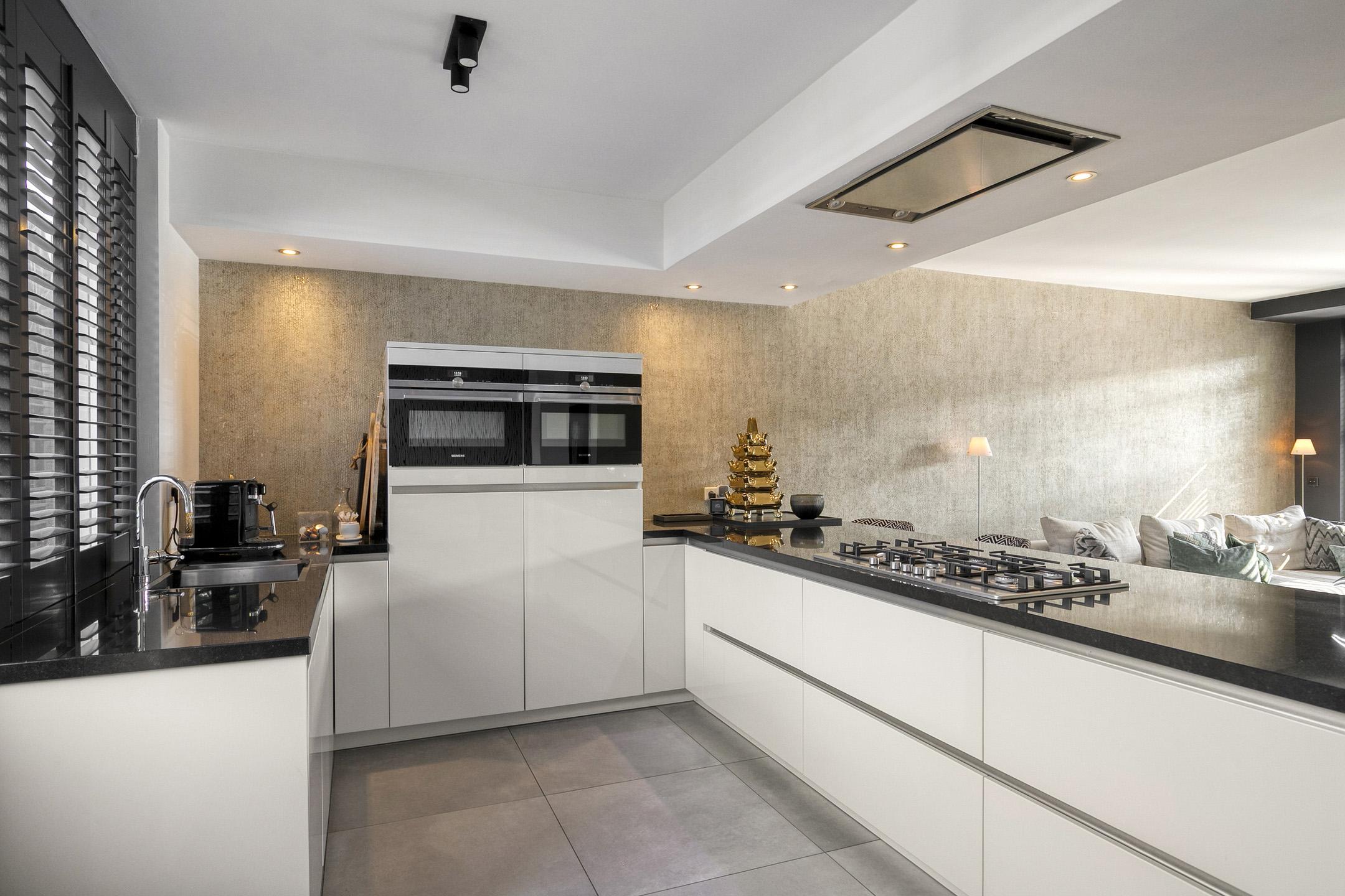 Tussenwoning te koop: Raadhuisstraat 93, Rosmalen