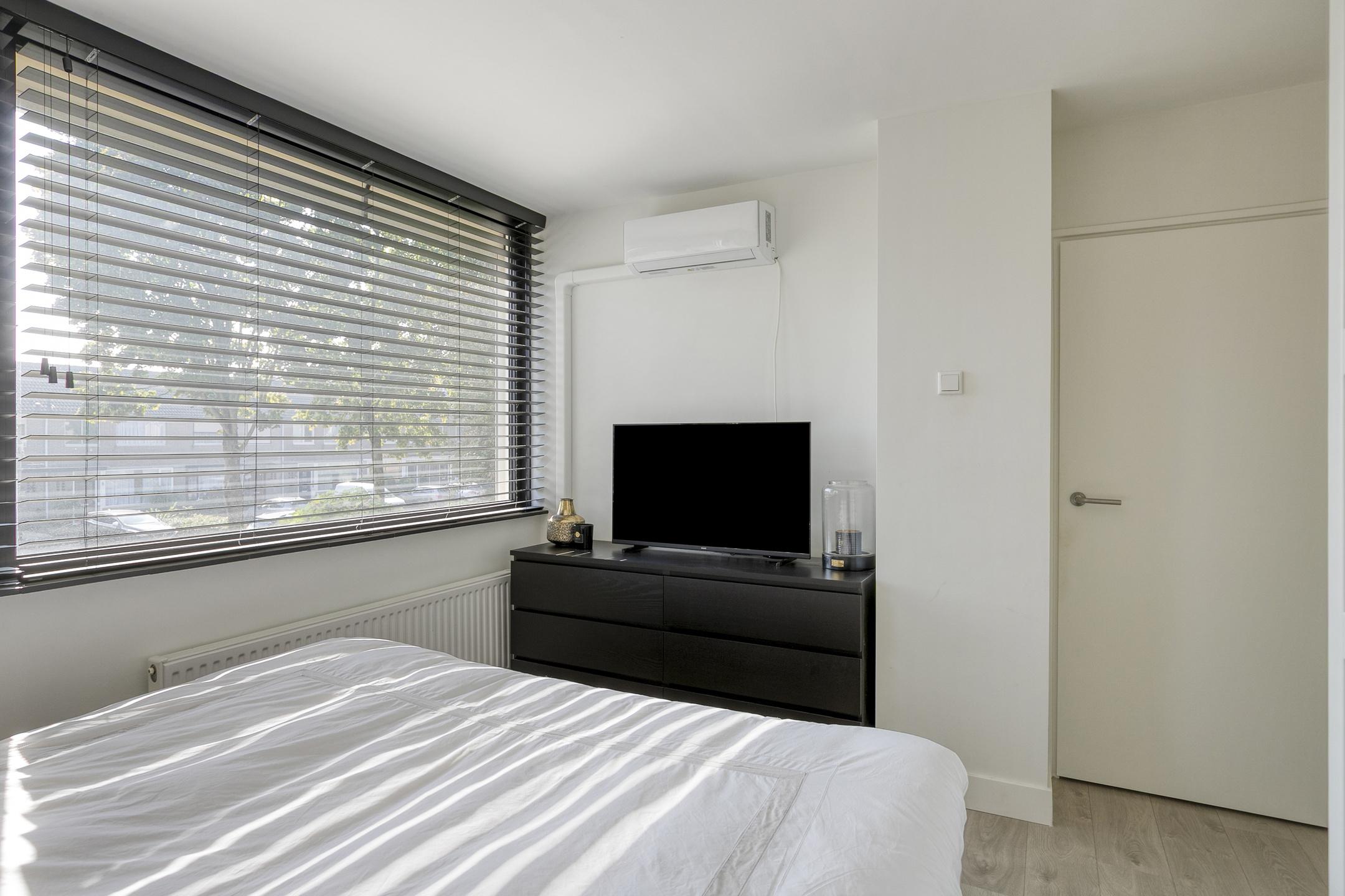 Tussenwoning te koop: Raadhuisstraat 93, Rosmalen