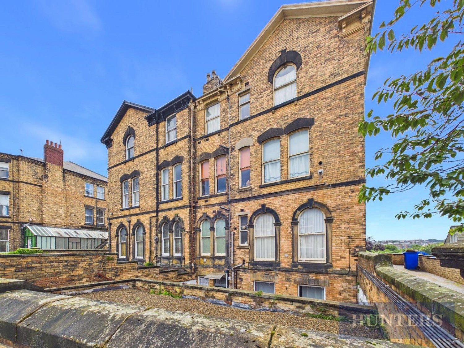 Flat Westwood in Scarborough