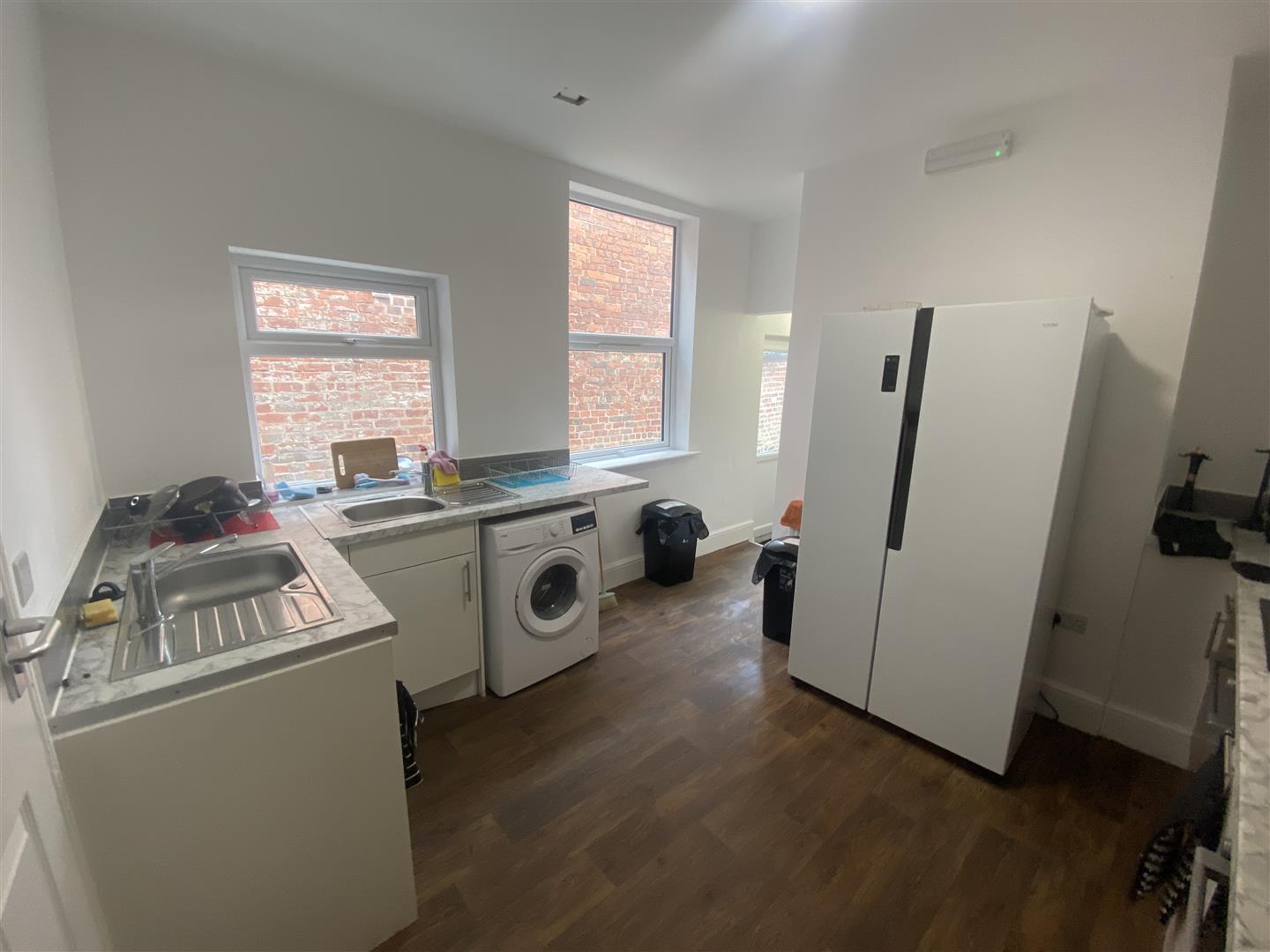 Room Woodhouse Road in Mansfield Woodhouse