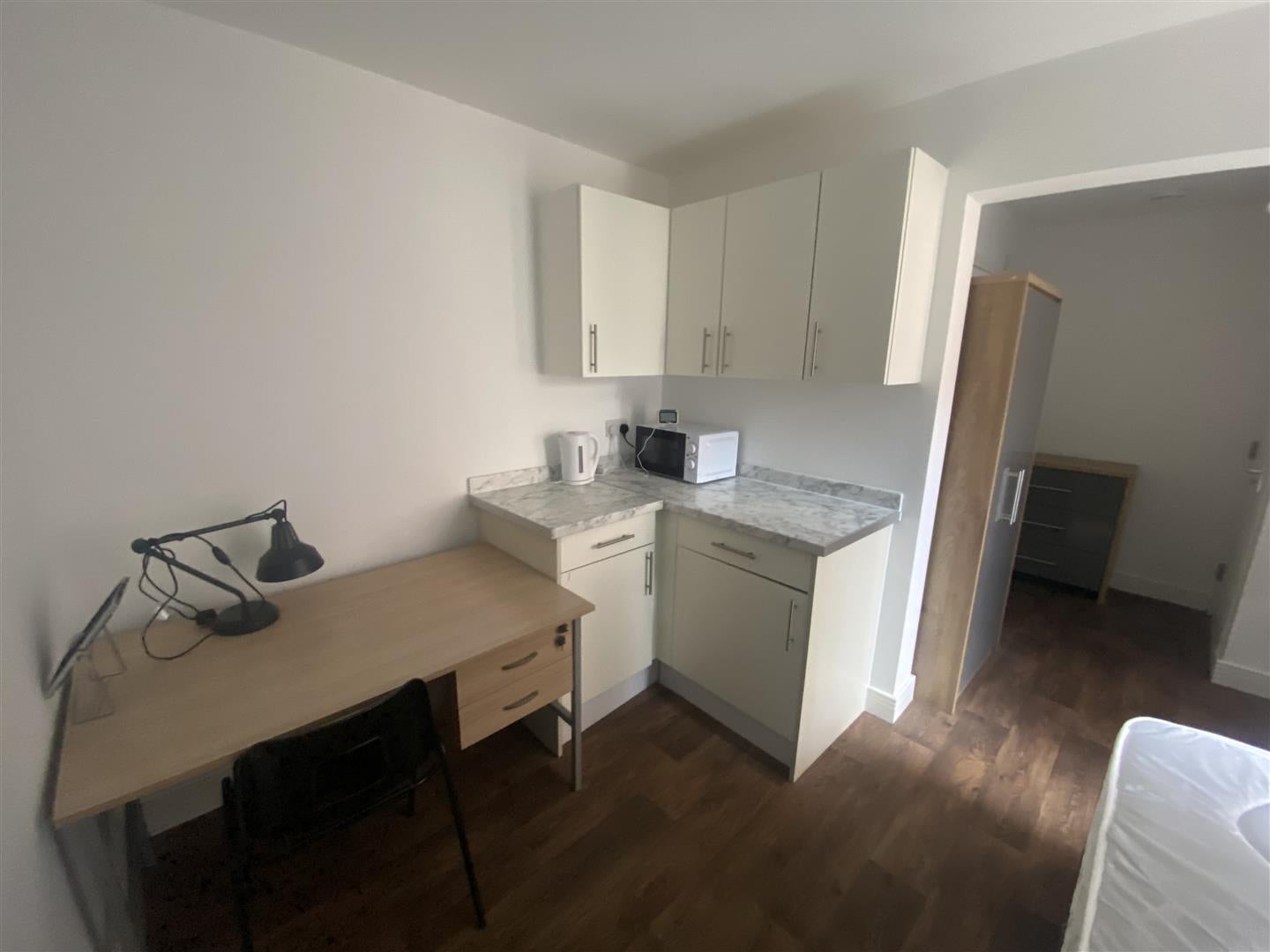 Room Woodhouse Road in Mansfield Woodhouse