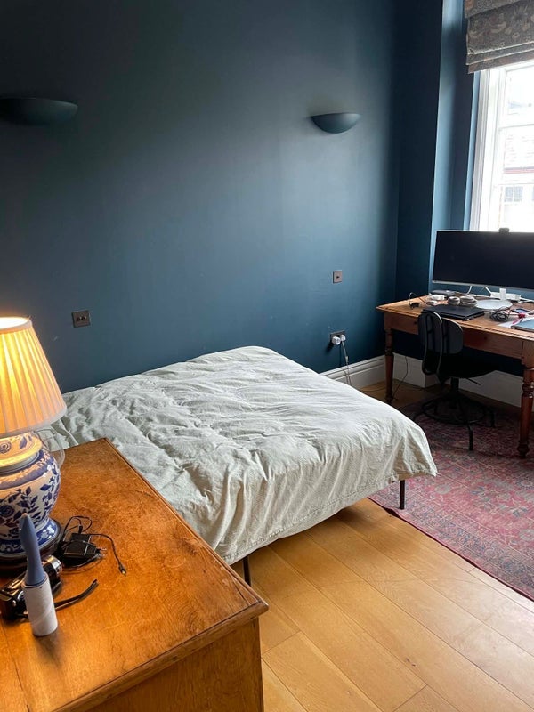 Room Macduff Road in Greater London