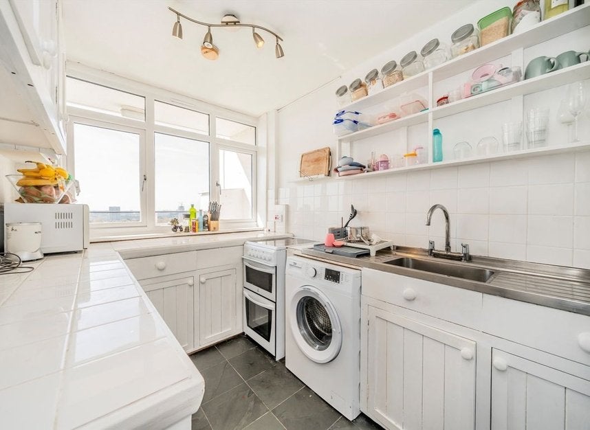 Flat Notting Hill Gate in Greater London