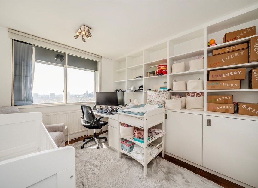 Flat Notting Hill Gate in Greater London