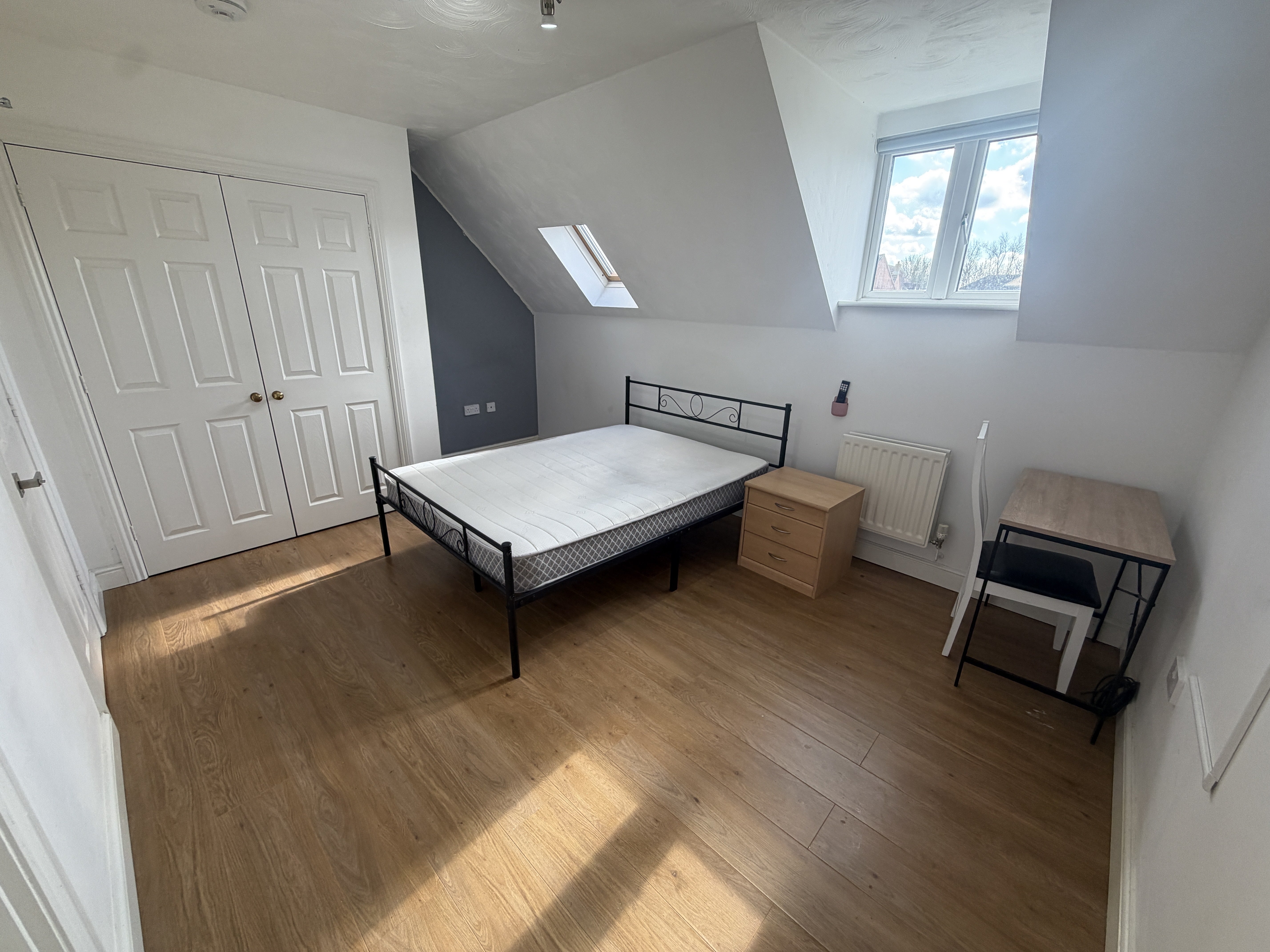 Room Bewick Place in Peterborough