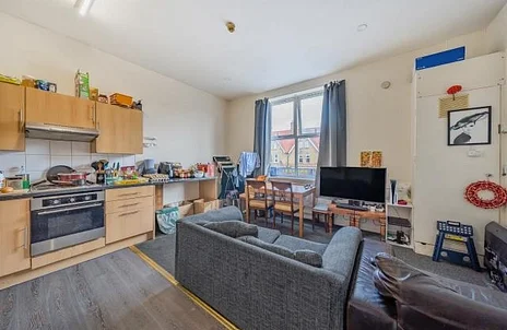 Flat Cowley Road in Oxford