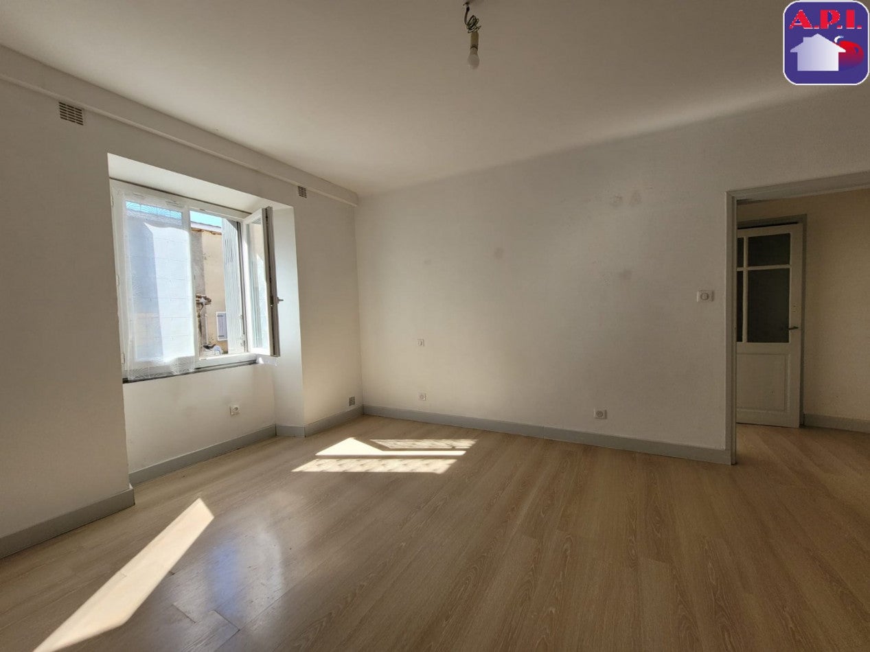 Flat Rue de la Porte du Mas in La Bastide-de-Sérou