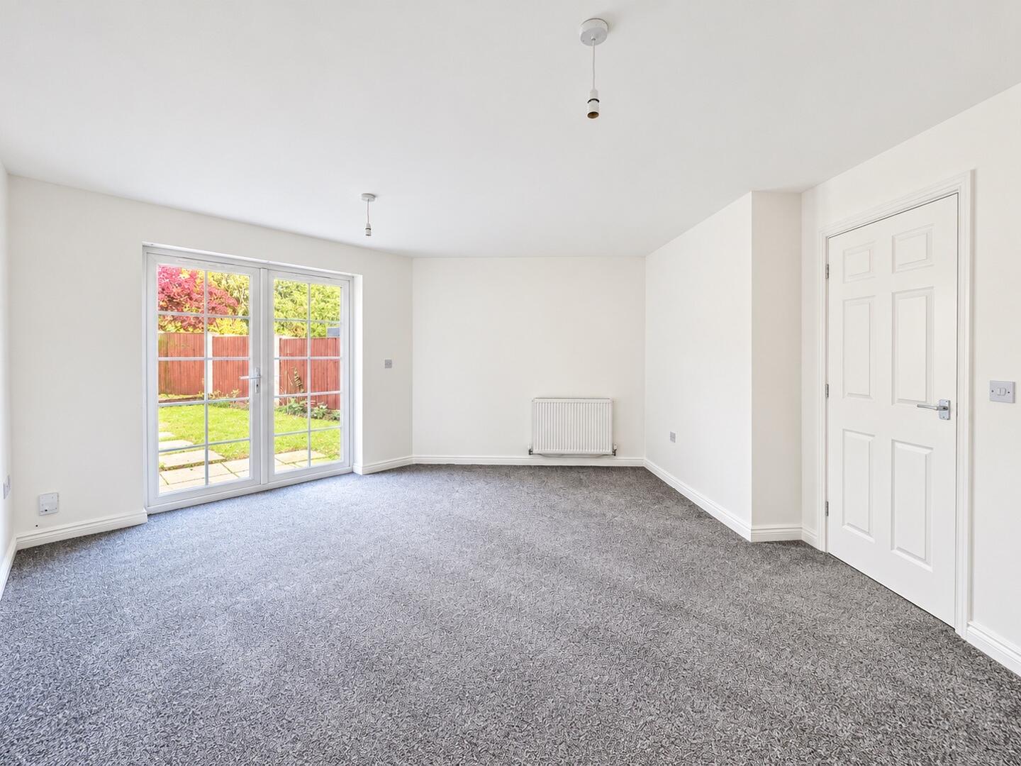 Flat Millrise Road in Mansfield