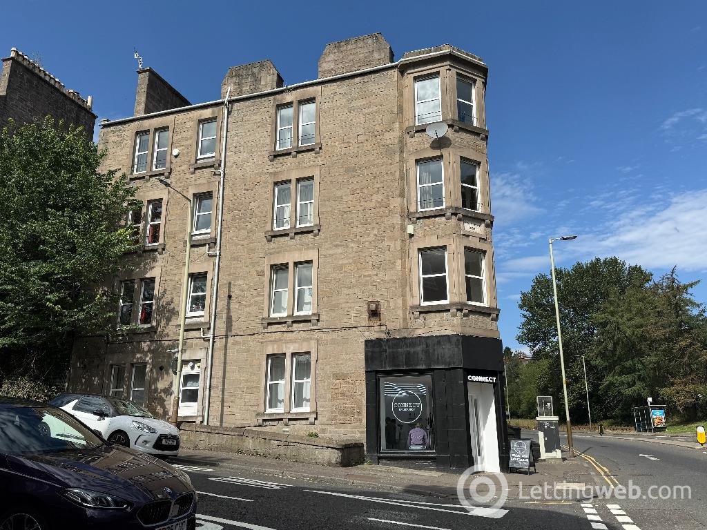 Flat Lochee Road in Dundee