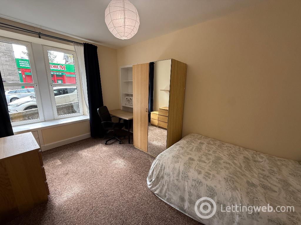 Flat Lochee Road in Dundee