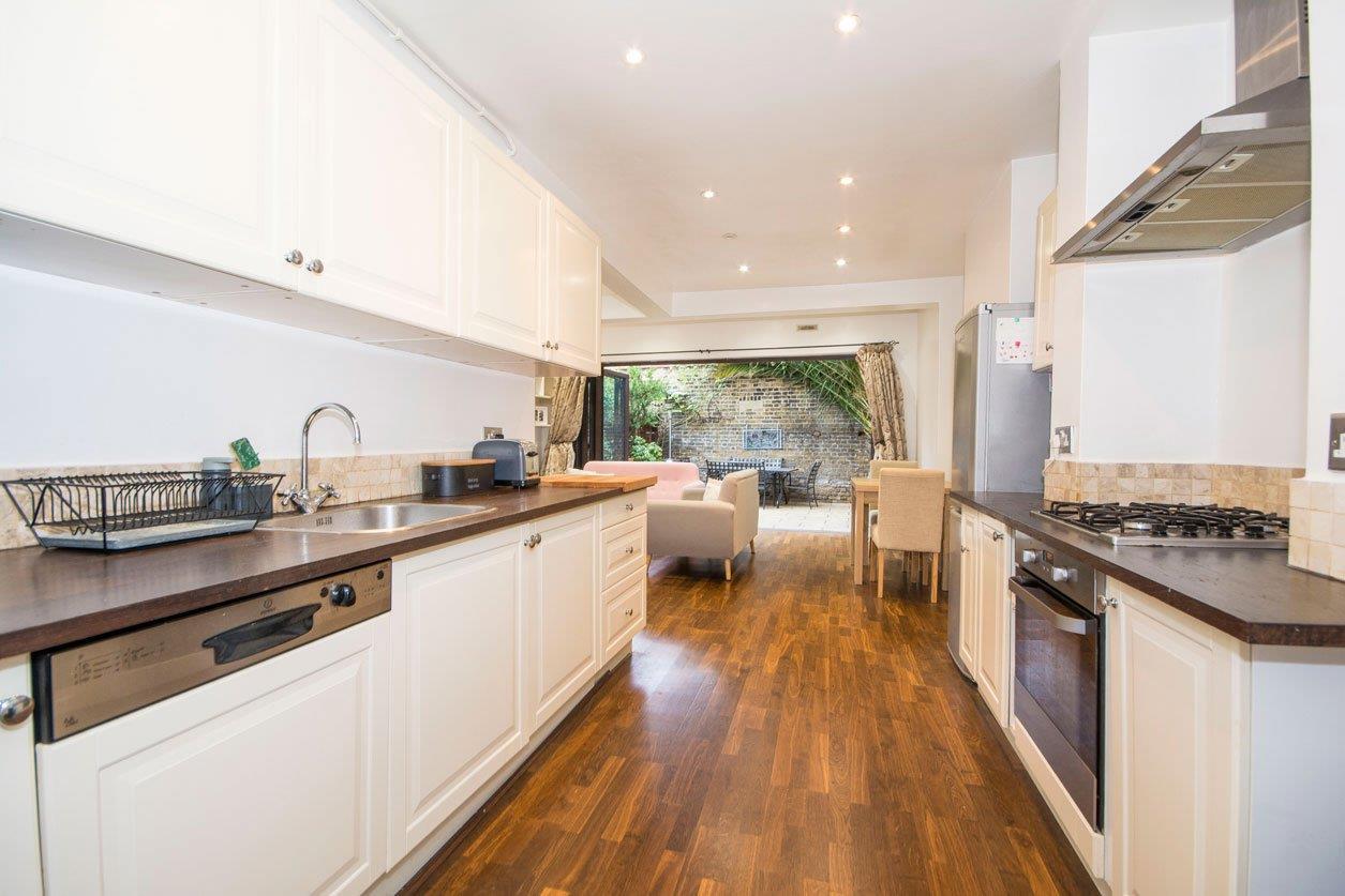 Flat Shelgate Road in Greater London