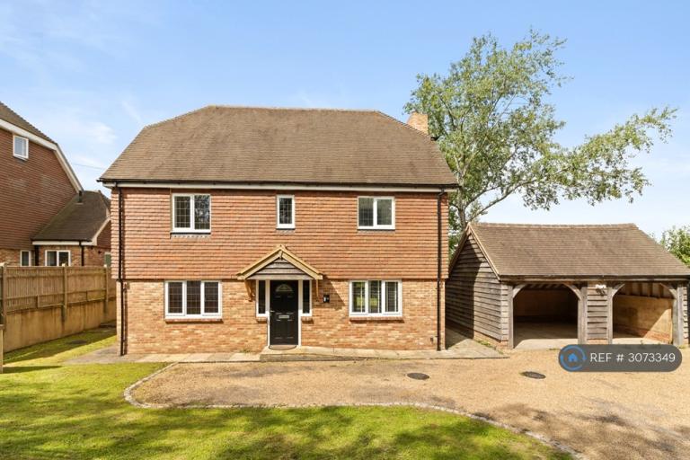 House Tunbridge Wells Road in Wealden