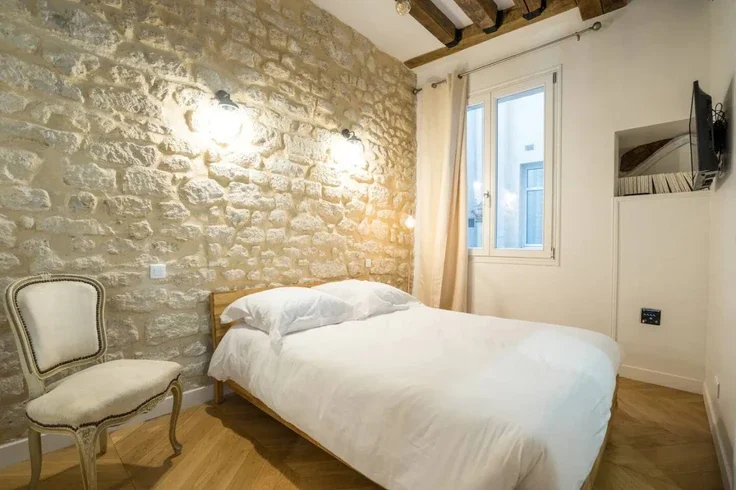 Appartement Rue Sainte-Anne à Paris
