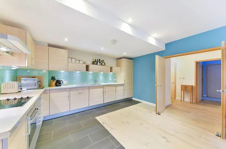 Flat Graham Street in Greater London