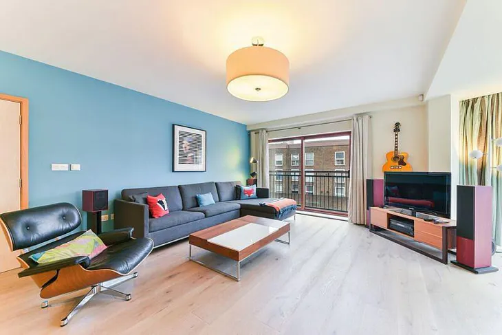 Flat Graham Street in Greater London