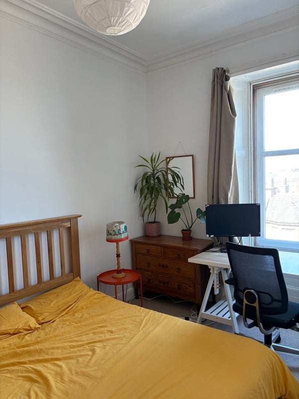 Room Willowbrae Road in City of Edinburgh