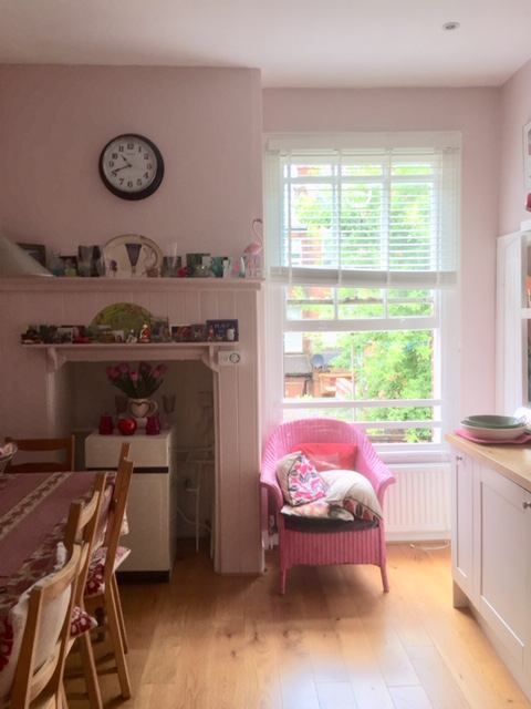 Room Rutland Park in Greater London