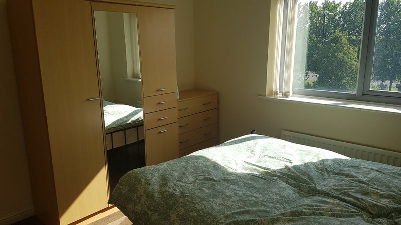 Room Falconwood Way in Manchester