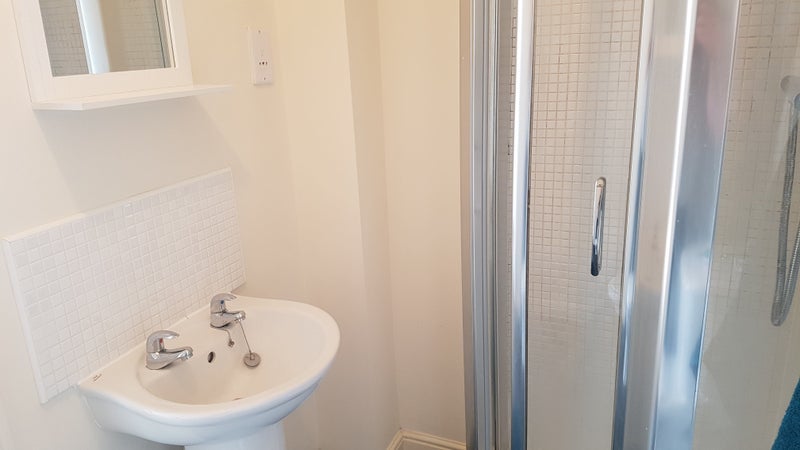 Room Falconwood Way in Manchester
