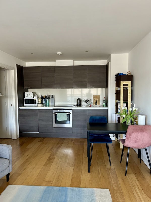 Room Crampton Street in Greater London