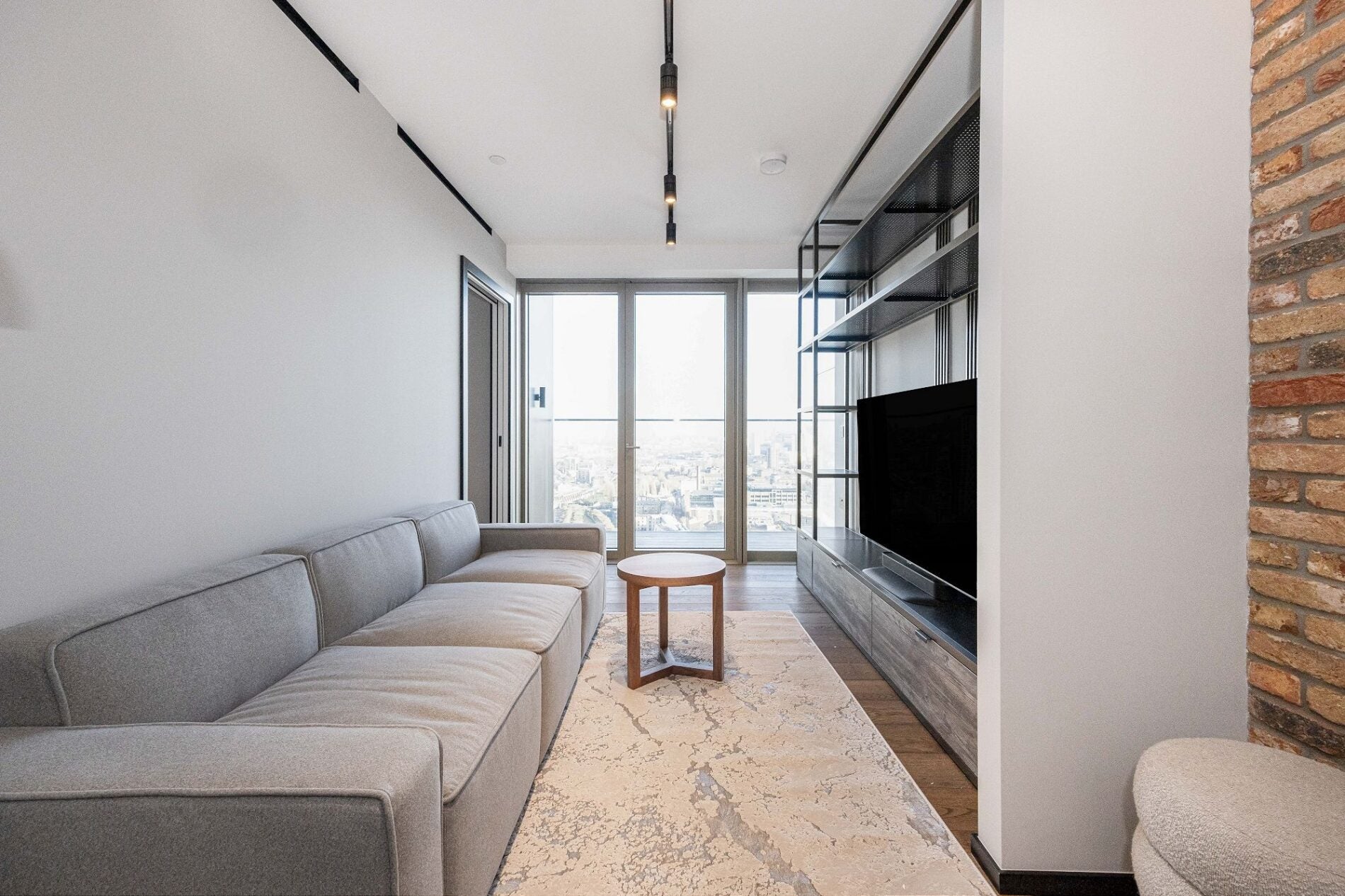 Flat Hewett Street in Greater London
