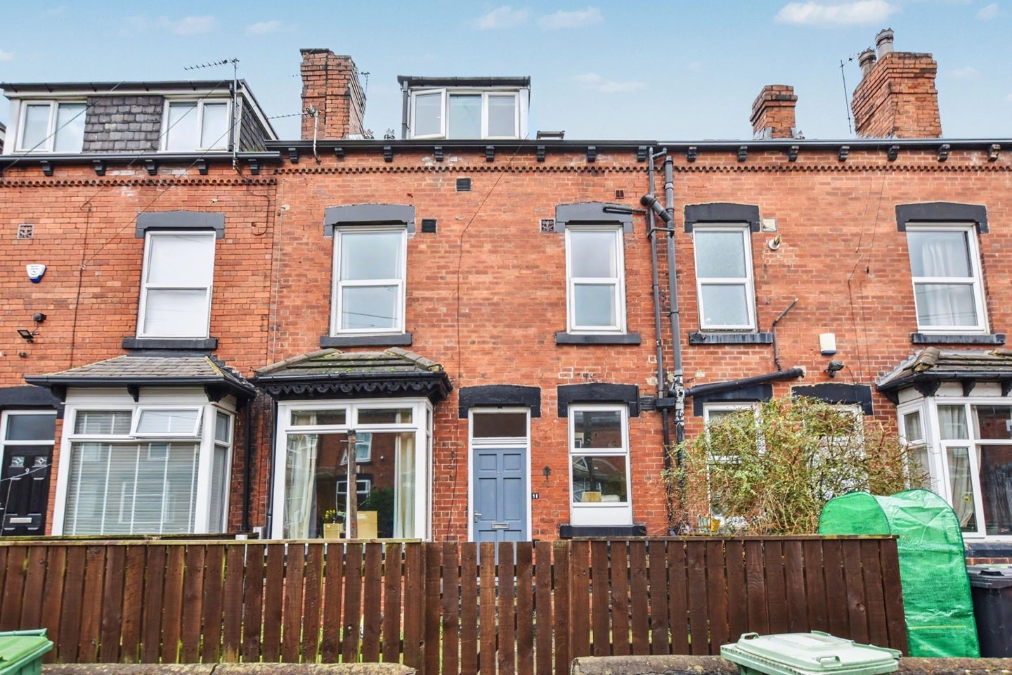 House Trelawn Avenue in Leeds