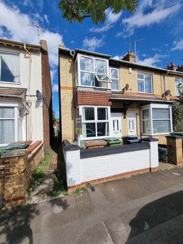 House Belsize Avenue in Peterborough