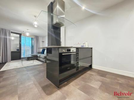Flat Honeybourne Way in Cheltenham