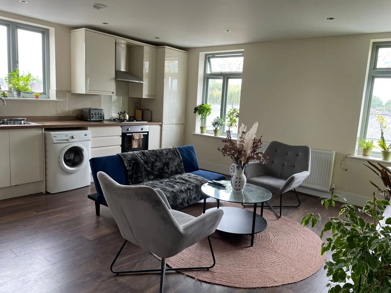 Flat Morden Road in Greater London