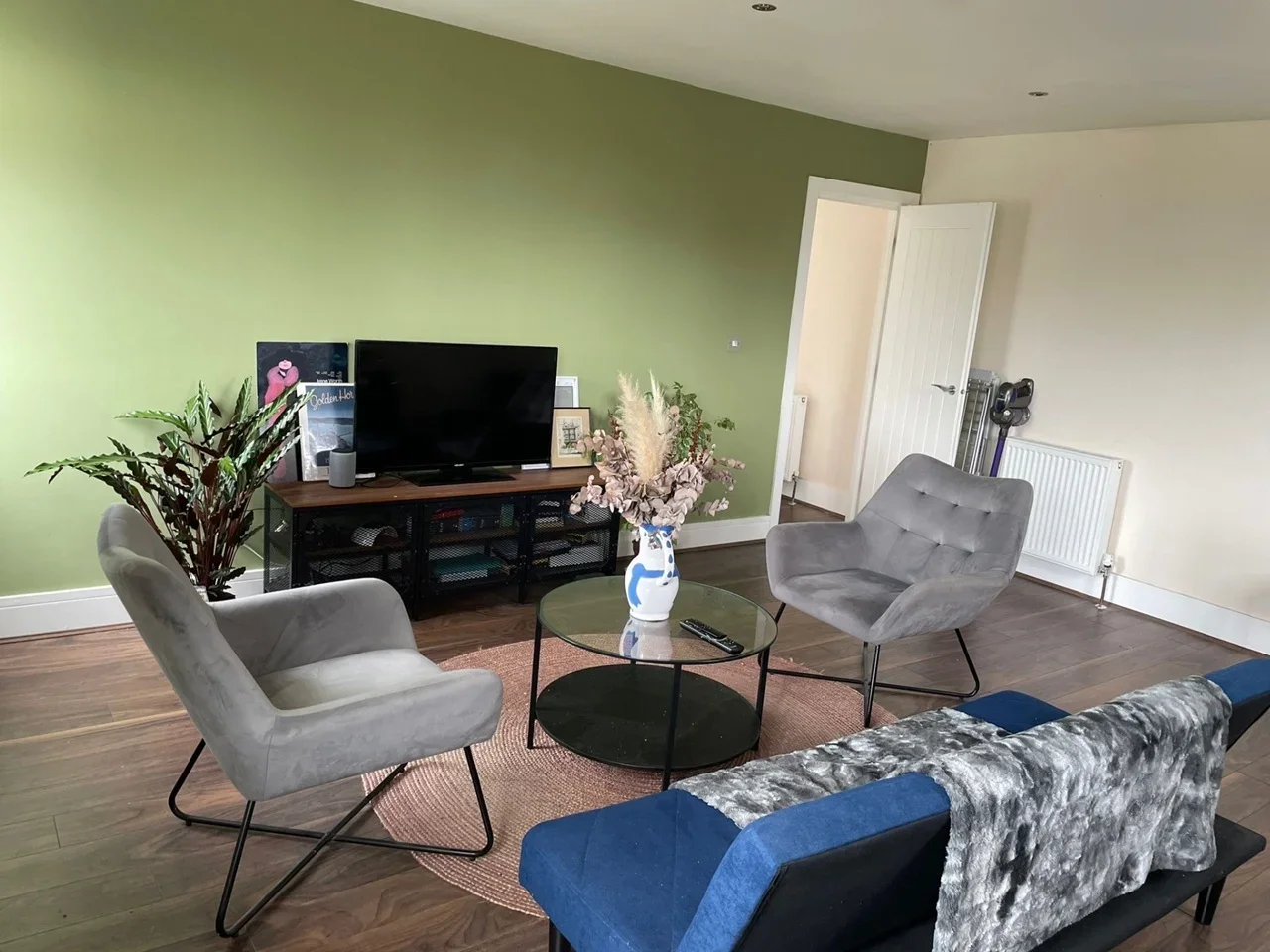 Flat Morden Road in Greater London