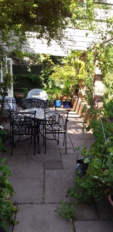 Room Cheviot Road in Greater London