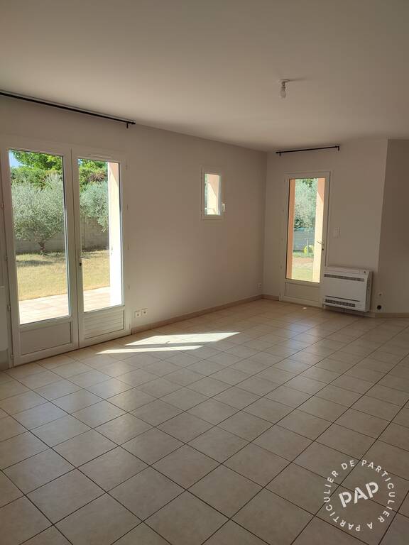 House Rue Alignée in Mazan