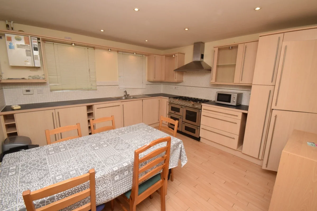 Room Queen Bee Court in Welwyn Hatfield