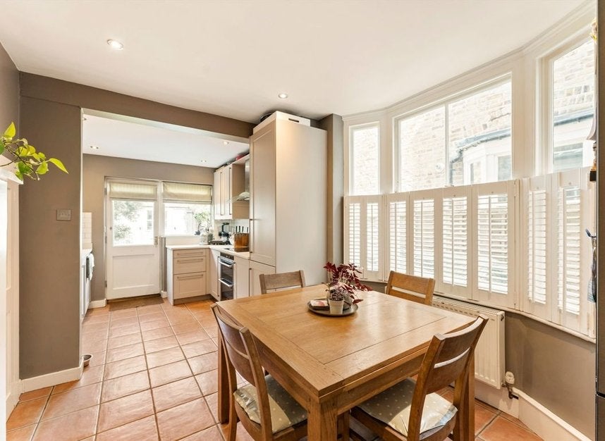 House Oak Lane in Greater London