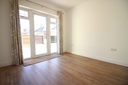 House Wigginton Avenue in Greater London