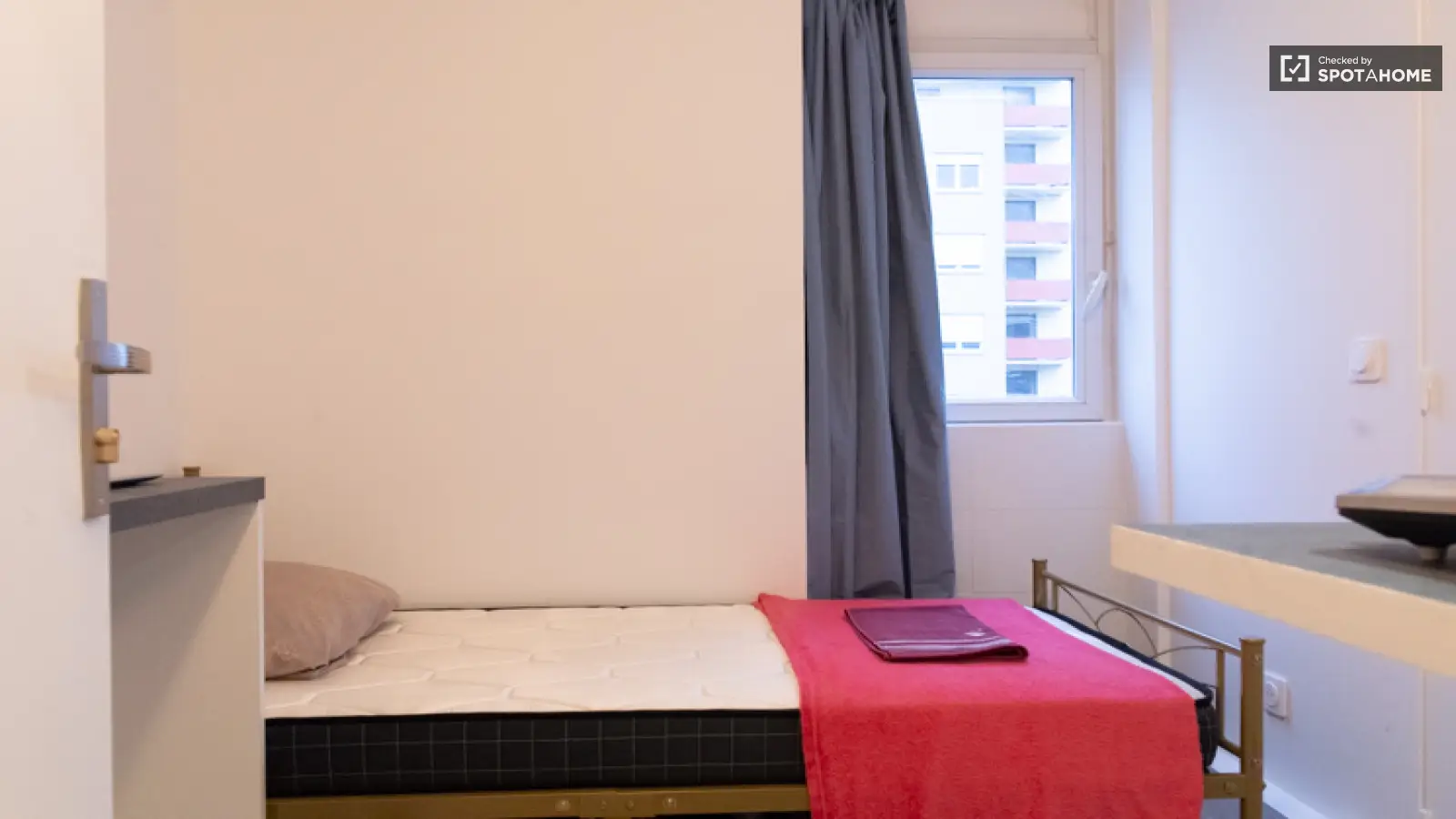 Appartement Place de l'Abbaye à Créteil