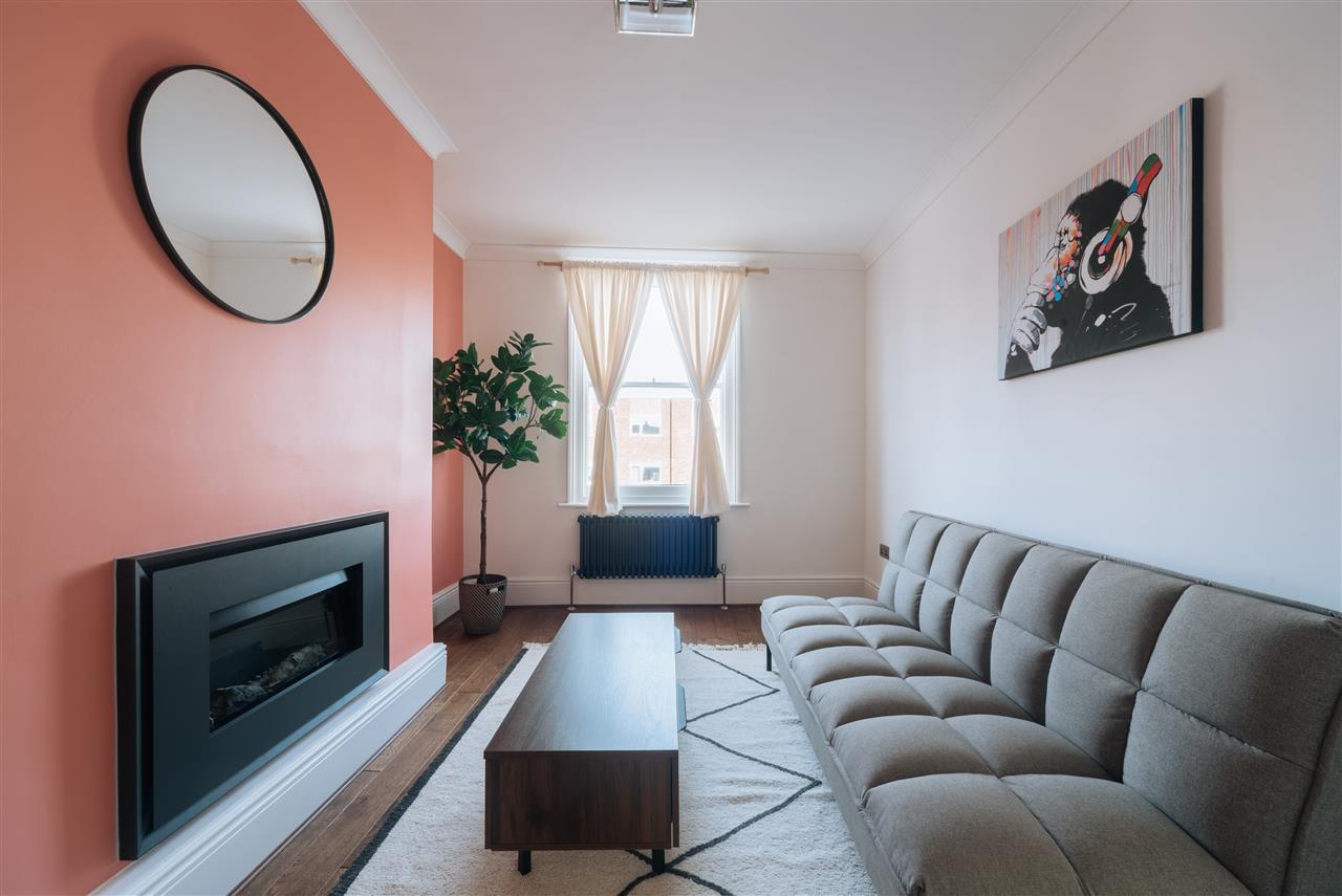 Flat Tufnell Park Road in Greater London