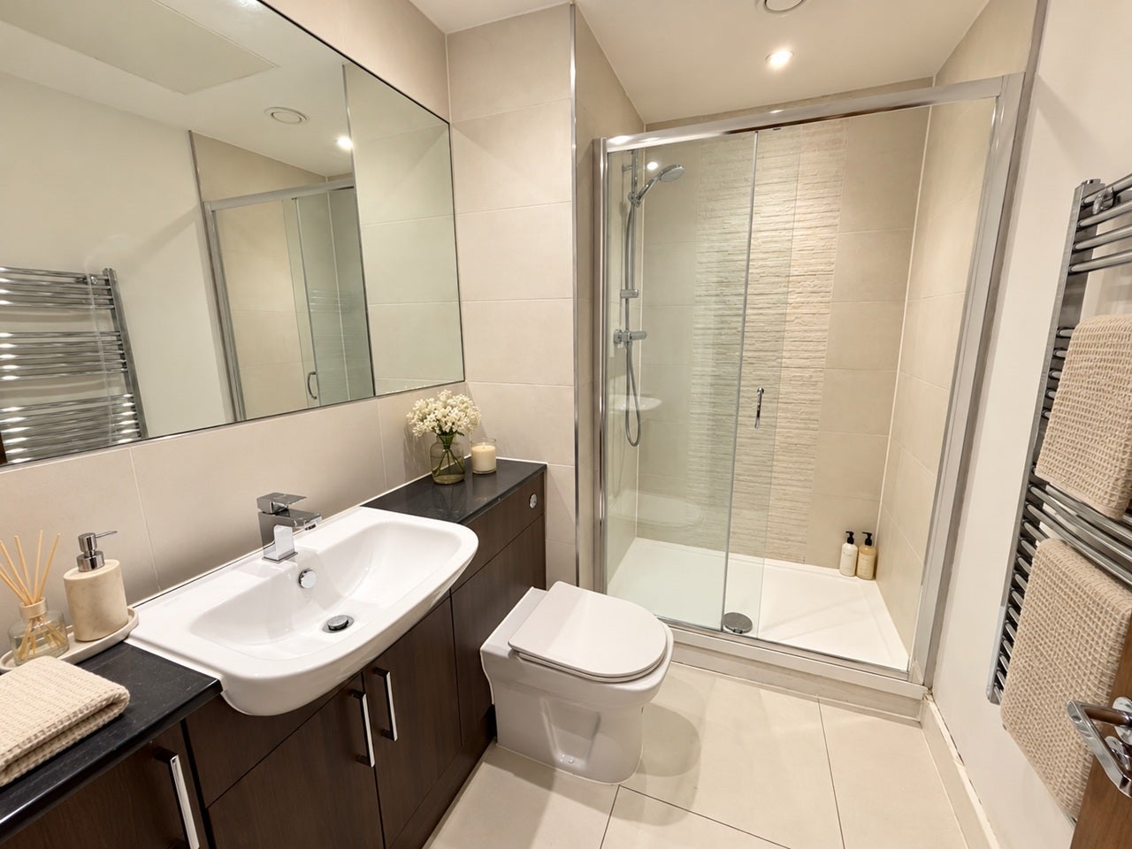 Flat Mendy Street in High Wycombe