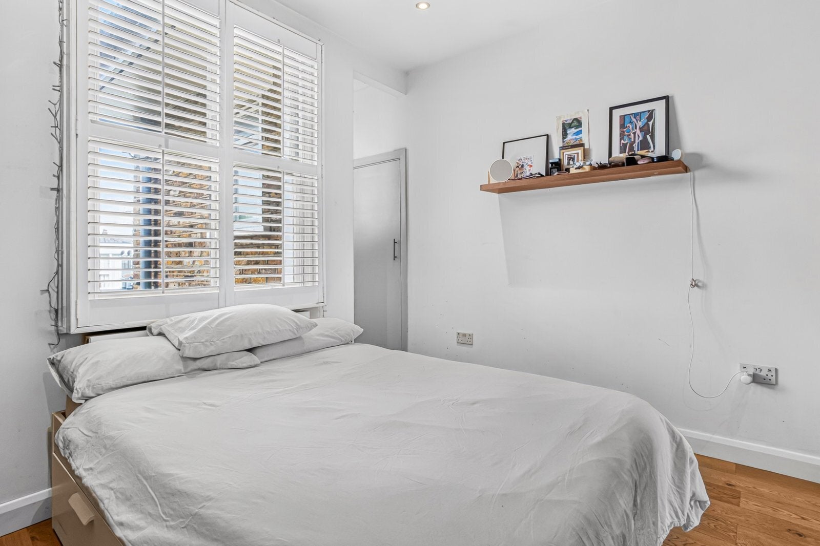 Flat Lancaster Road in Greater London