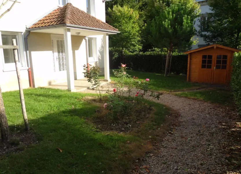 House Route de Chatreix in Verneuil-sur-Vienne