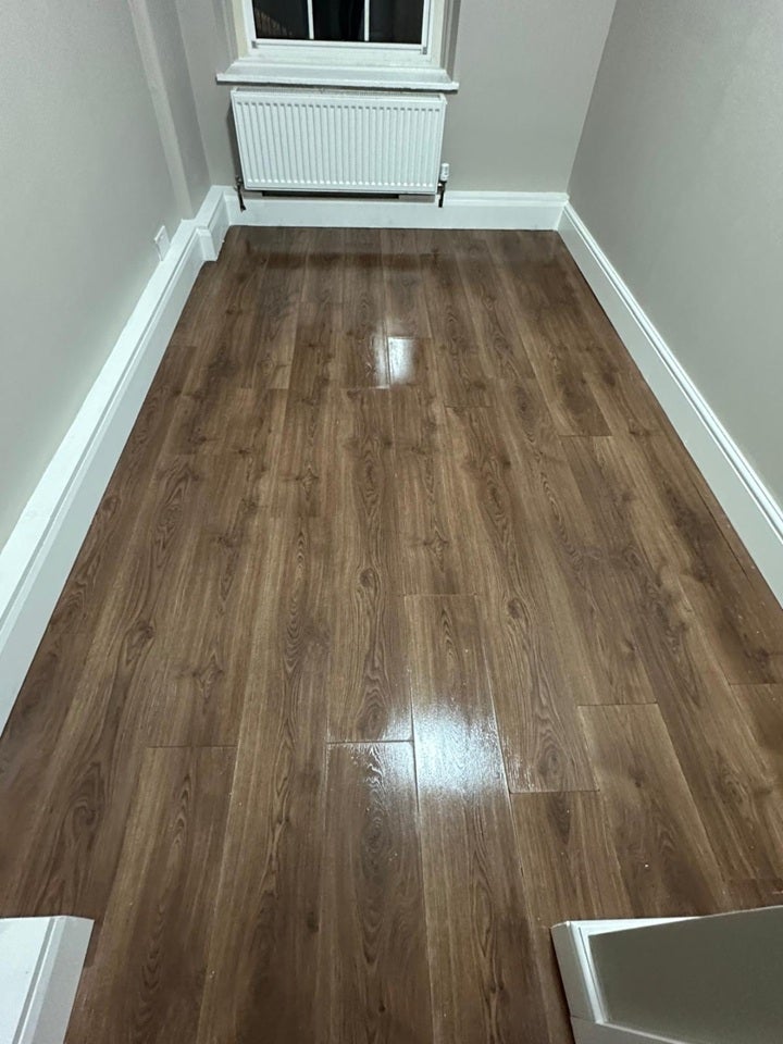 Flat Caledonian Estate in Greater London