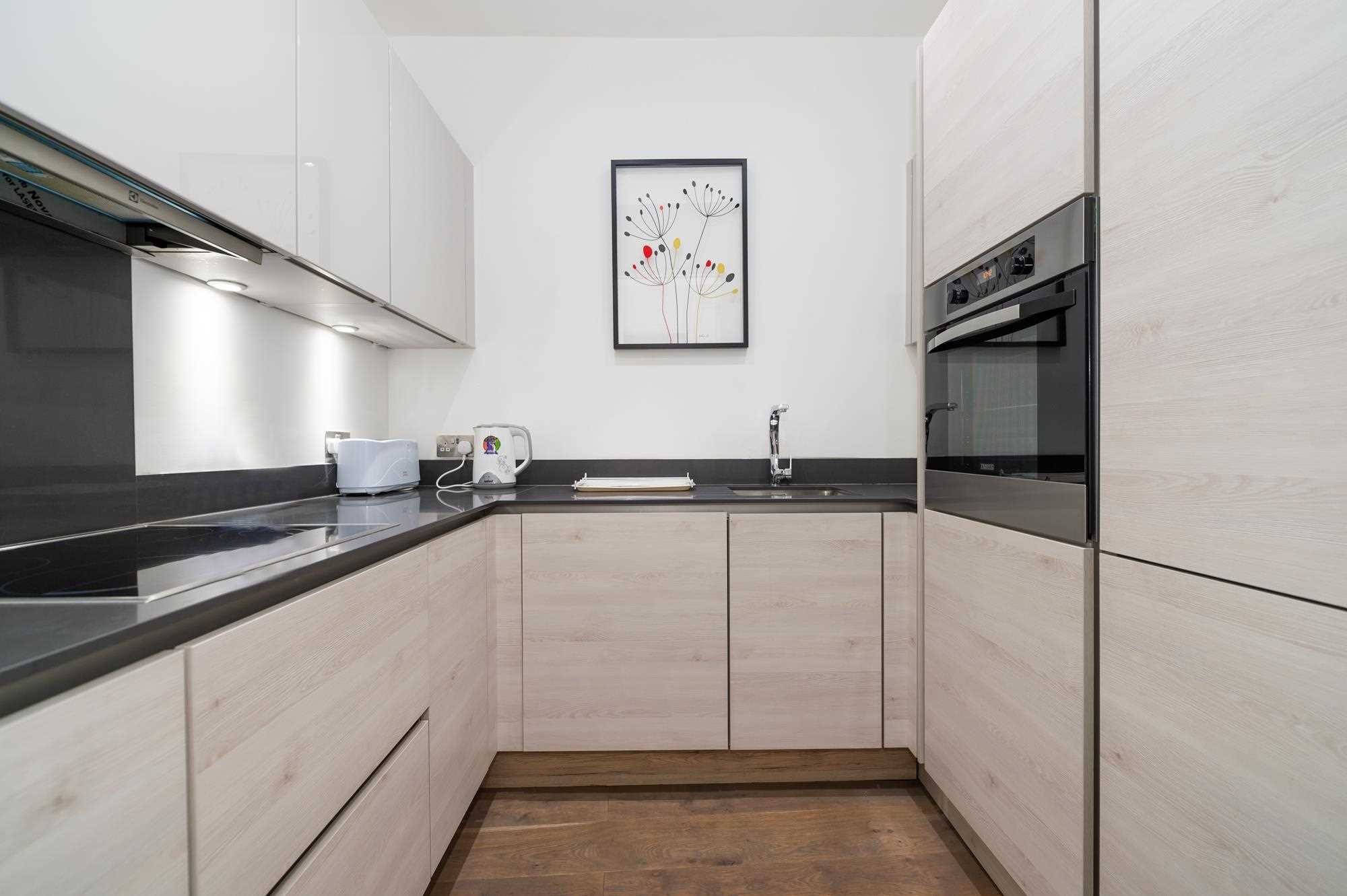 Flat Lennox Gardens in Greater London