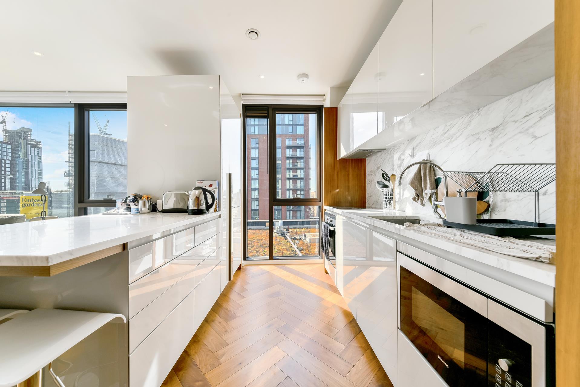 Flat New Mill Road in Greater London