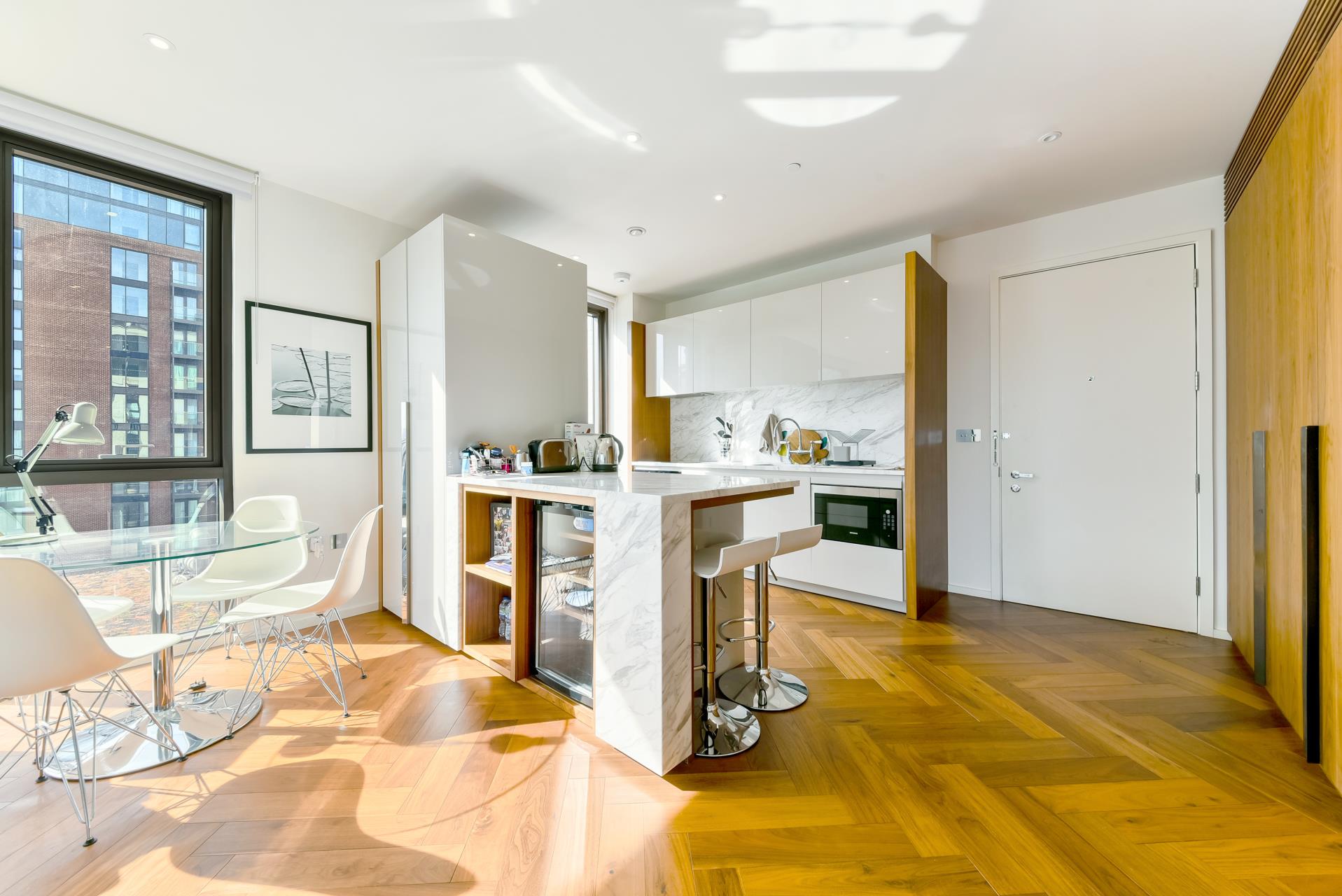 Flat New Mill Road in Greater London